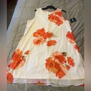 NWT White w/coral flowers A-line dress.  Size -16